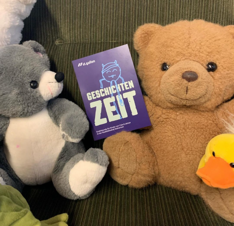 Geschichtenzeit mit Kuscheltier